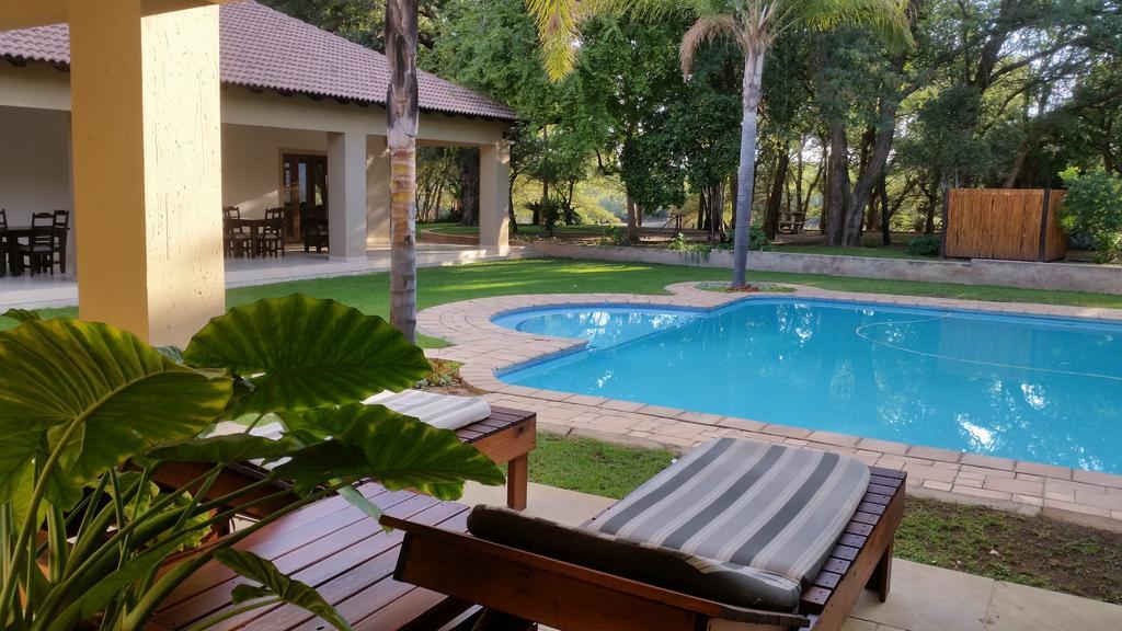 Summerset Place Country House Bela-Bela Bagian luar foto