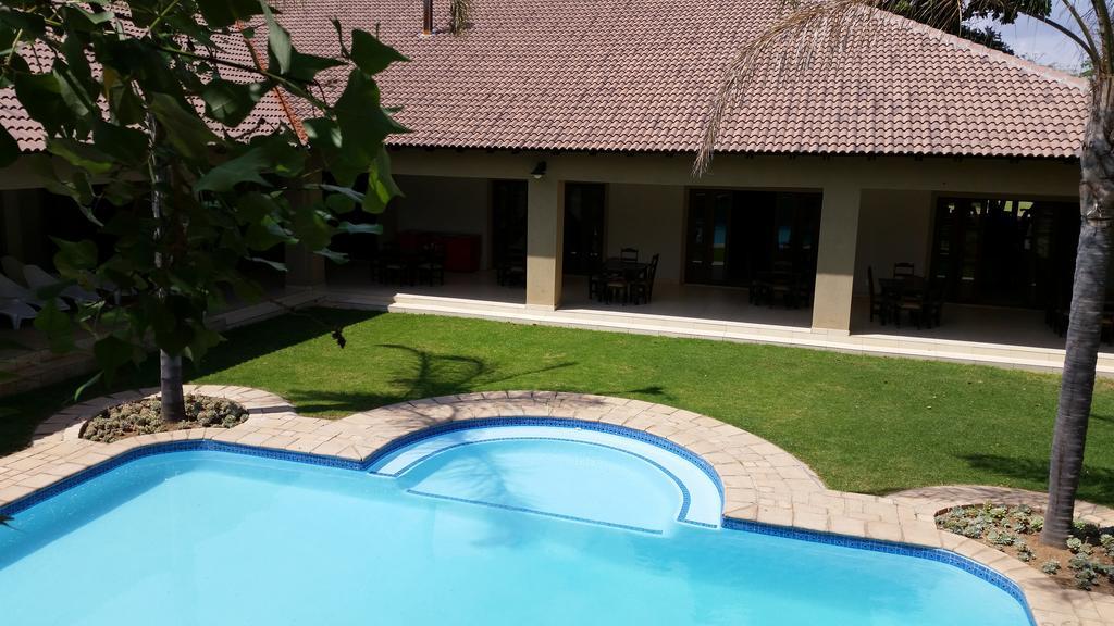 Summerset Place Country House Bela-Bela Bagian luar foto
