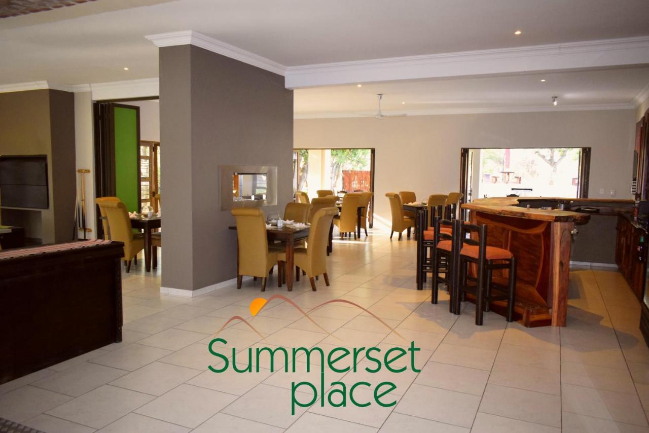 Summerset Place Country House Bela-Bela Bagian luar foto